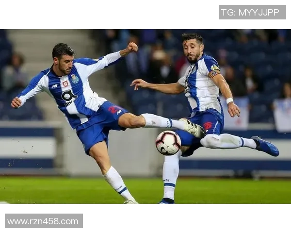 比兰尼与波尔图的精彩对决回顾及赛后分析全景展现 比兰尼与波尔图的精彩对决回顾及赛后分析全景展现