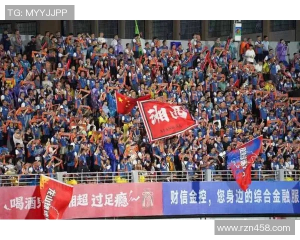 11名湘超球员组团返校，长沙这所校园体育节太吸睛